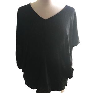 NWT Black lightweight womens short sleeve Doloman top . Size X- 1X